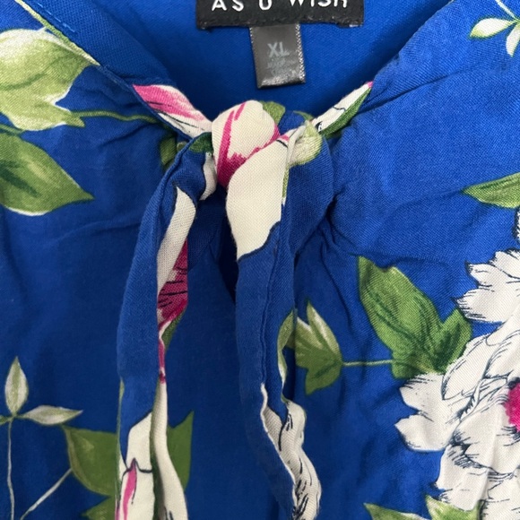 Vacation skirted romper, floral and fun! - Picture 2 of 2